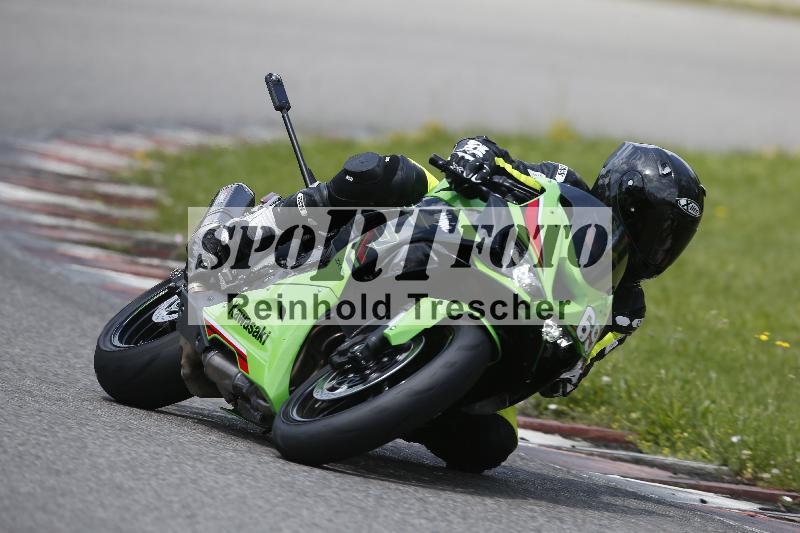 /Archiv-2024/29 12.06.2024 MOTO.CH Track Day ADR/Gruppe rot/69